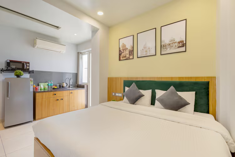 Executive King Room with Balcony